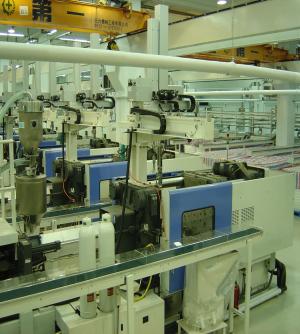 塑胶行业自动输送工程